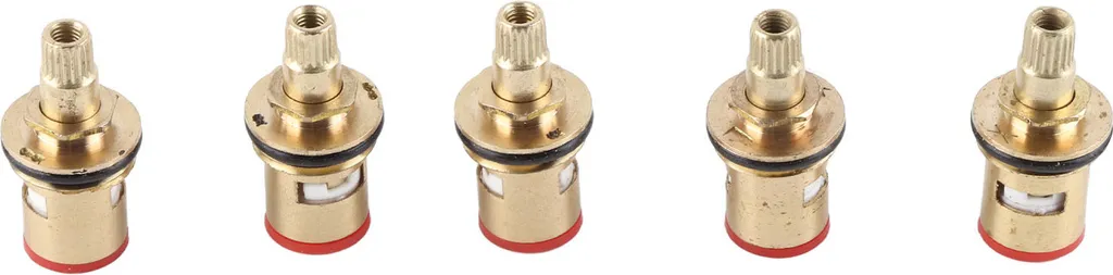 Rinnova i tuoi Rubinetti con il Kit 10 Pezzi Valvola Ottone e Ceramica