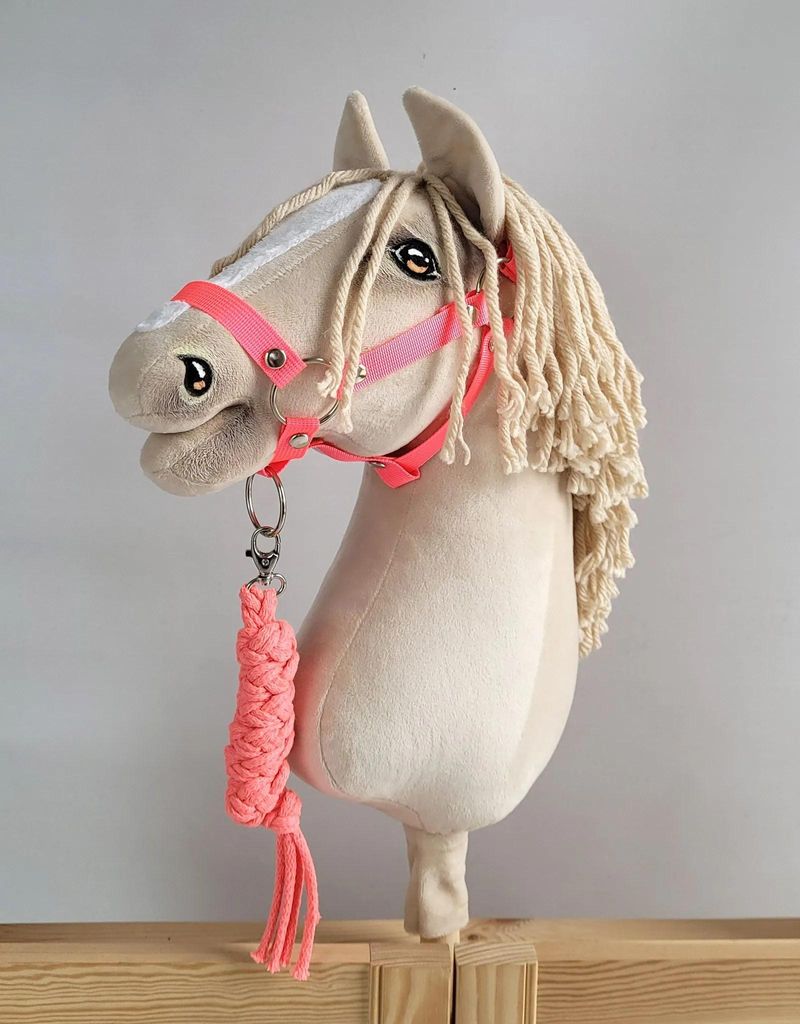 Hobby Horse Set Verstellbare Halfter A3 Naturfaser Rosa und Weiche Schnur für Babybett