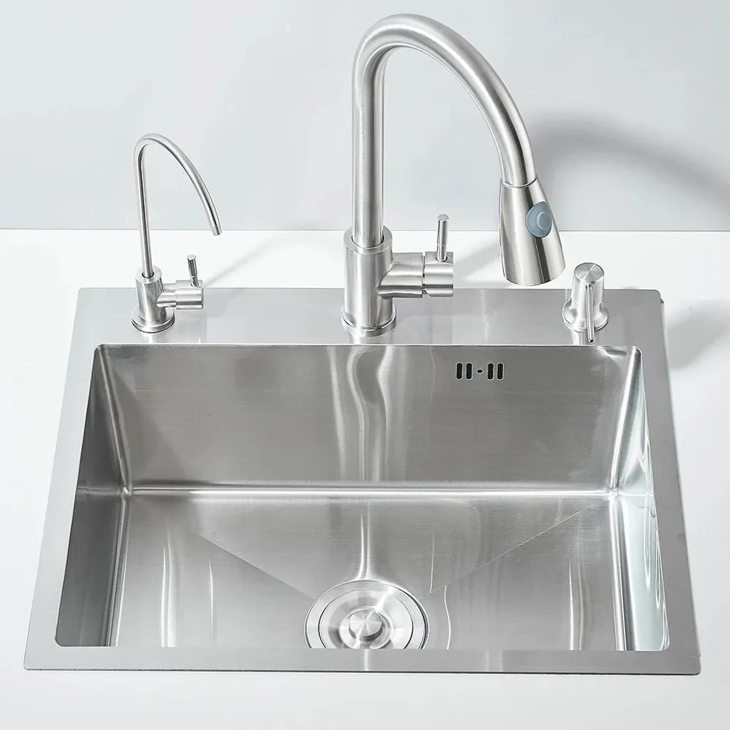 Évier cuve simple profonde 22 cm inox brossé 55x45 cm et pack robinet