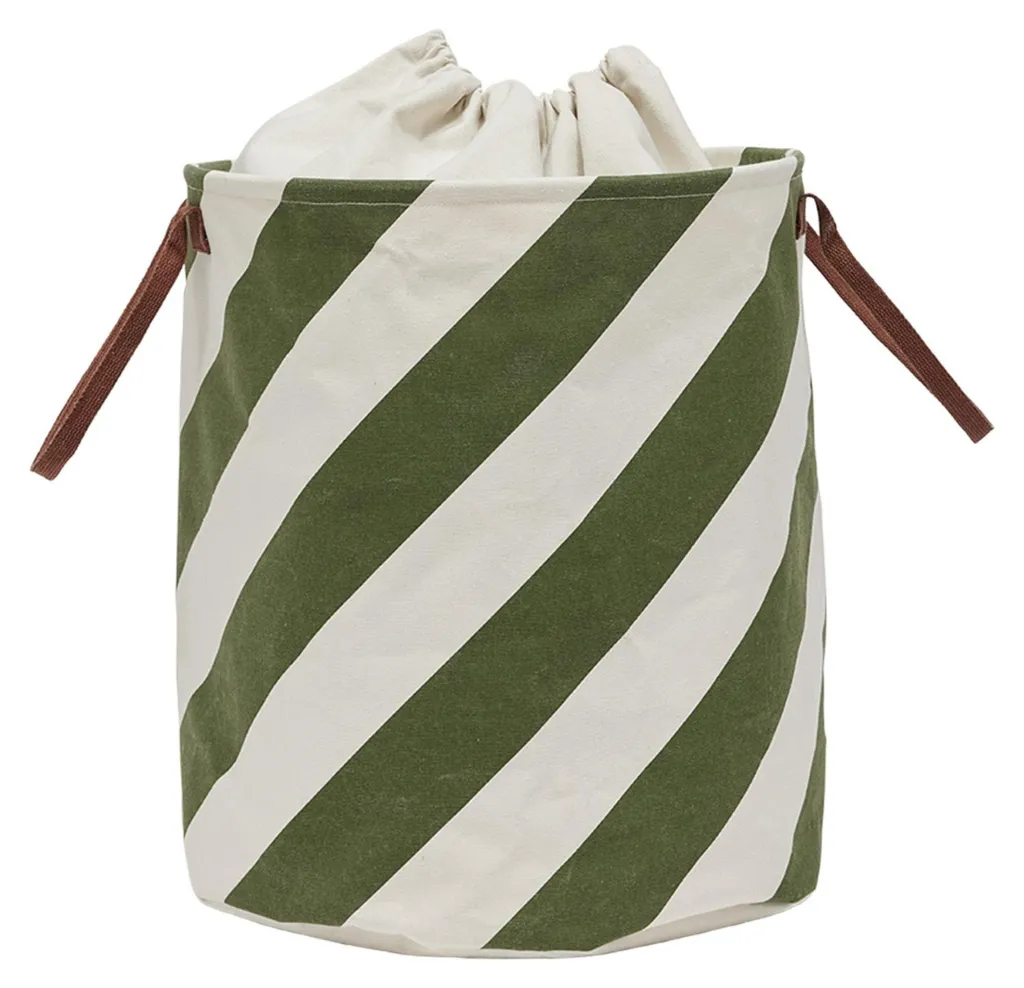 Panier de rangement design vert OYOY Living pour décoration intérieure