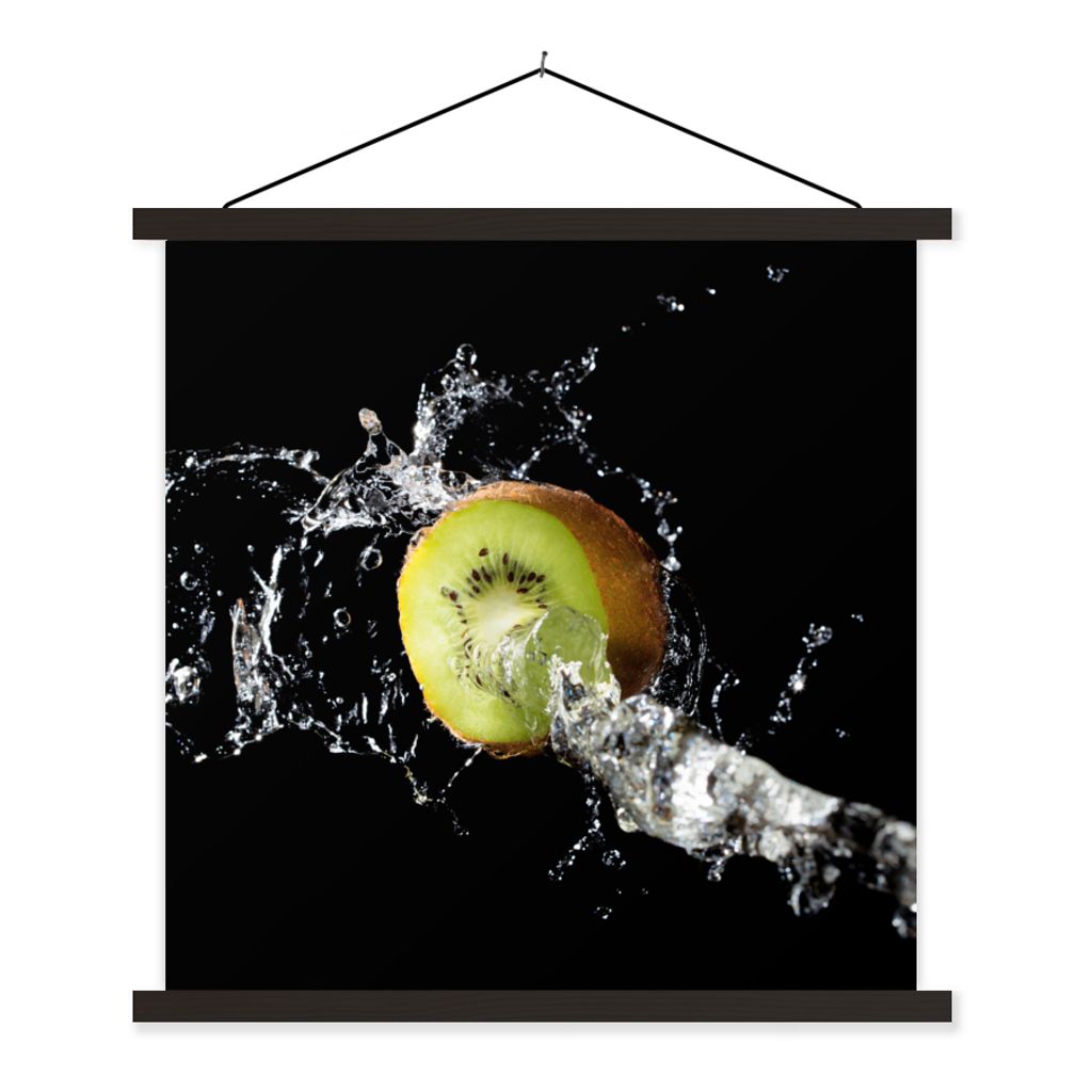 MuchoWow Textilposter Kiwi - Obst - Stillleben - Wasser - Schwarz 90x90 cm mit schwarzem Rahmen - Magnetisches