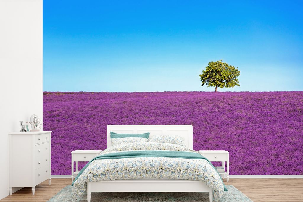 MuchoWow Fototapete für Wohnzimmer oder Schlafzimmer Wandtapete Vinyl Motivtapete Baum - Lila - Himmel - Lavendel - 420x280 cm - Zimmer für Kinder
