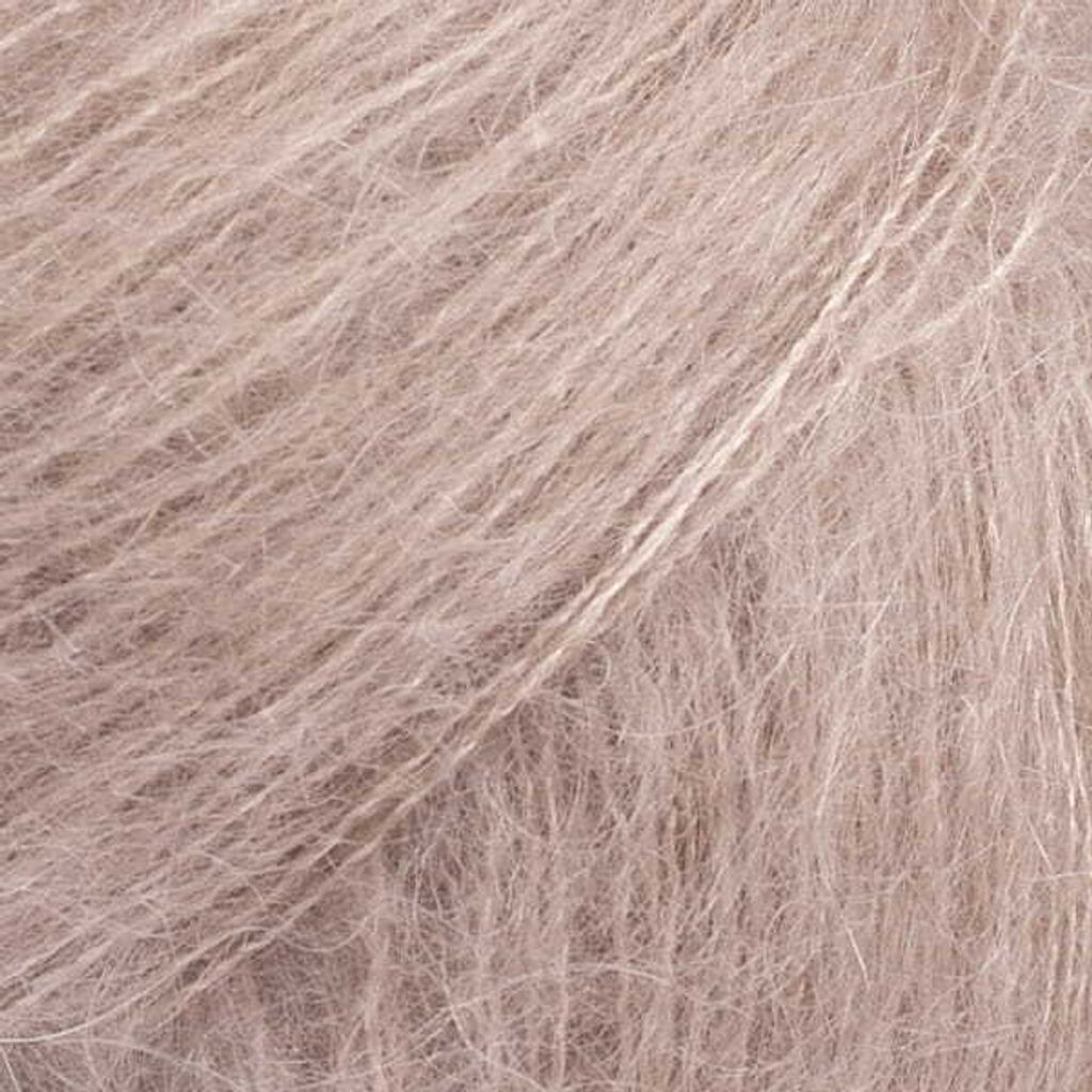DROPS Kid-Silk: Luxusgarn 75% Mohair, 25% Seide, 25g, 210m, Puderton Ideal für Spitze