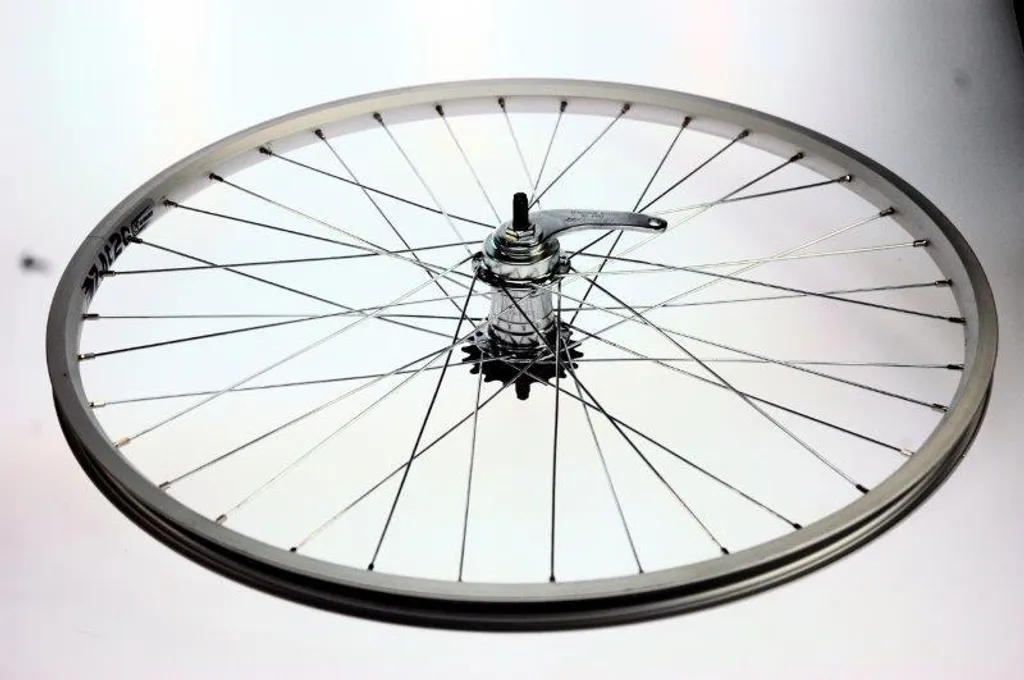 Roue arrière Vélo Fun Kids 26x1.75 avec moyeu Velosteel Remubaaf