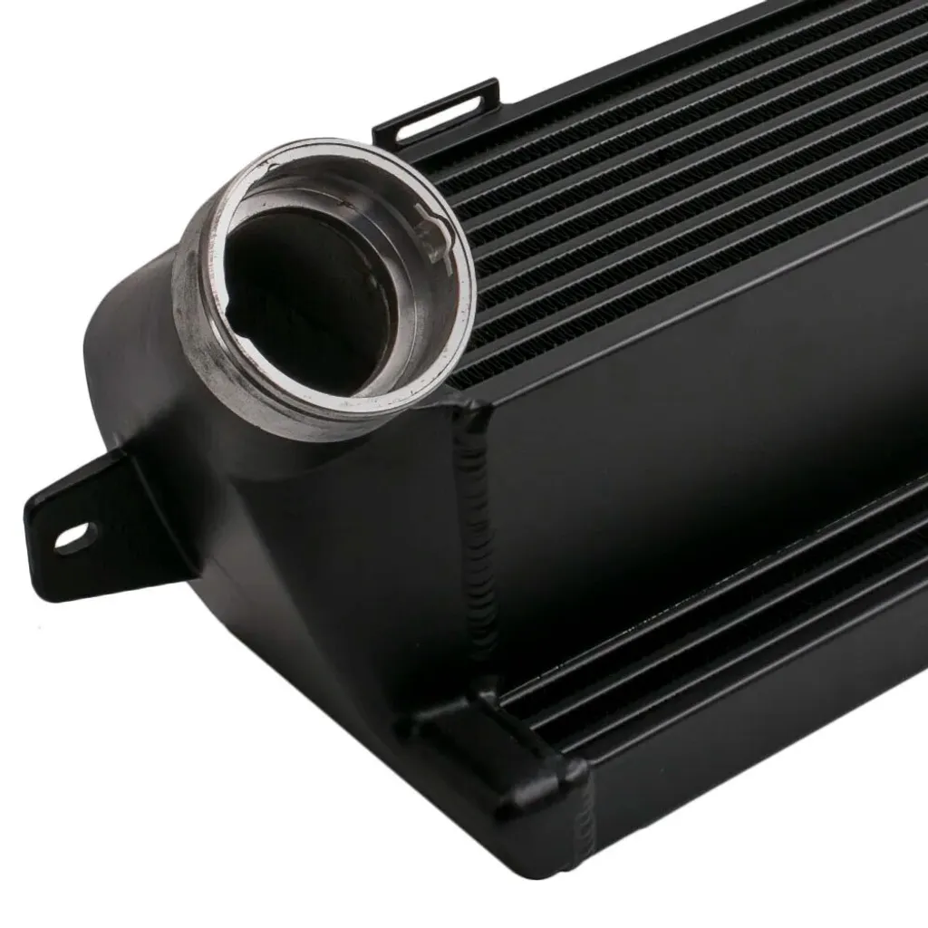 Intercooler Turbo pour BMW E90 E92 : Optimisez votre Refroidissement - 2
