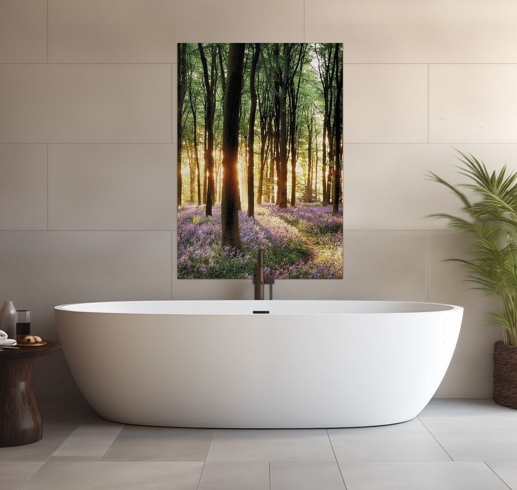 Wallario wasserfestes Poster selbstklebend 70 x 100 cm, Blaue Hasenglöckchen im Wald mit Sonnenstrahlen, Badezimmerposter Spritzschutz mit Hochgla...