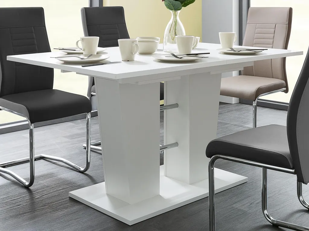 Table rectangulaire Bomuli blanche 180 cm bois robuste et épuré