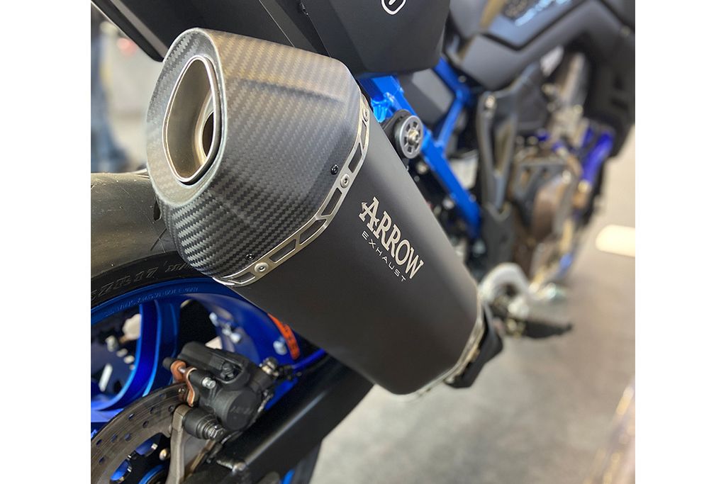 ARROW Auspuff DARK SONORA für Honda CRF1100L Africa Twin 2020-2022, Titan dark und Carbon-Endkappe