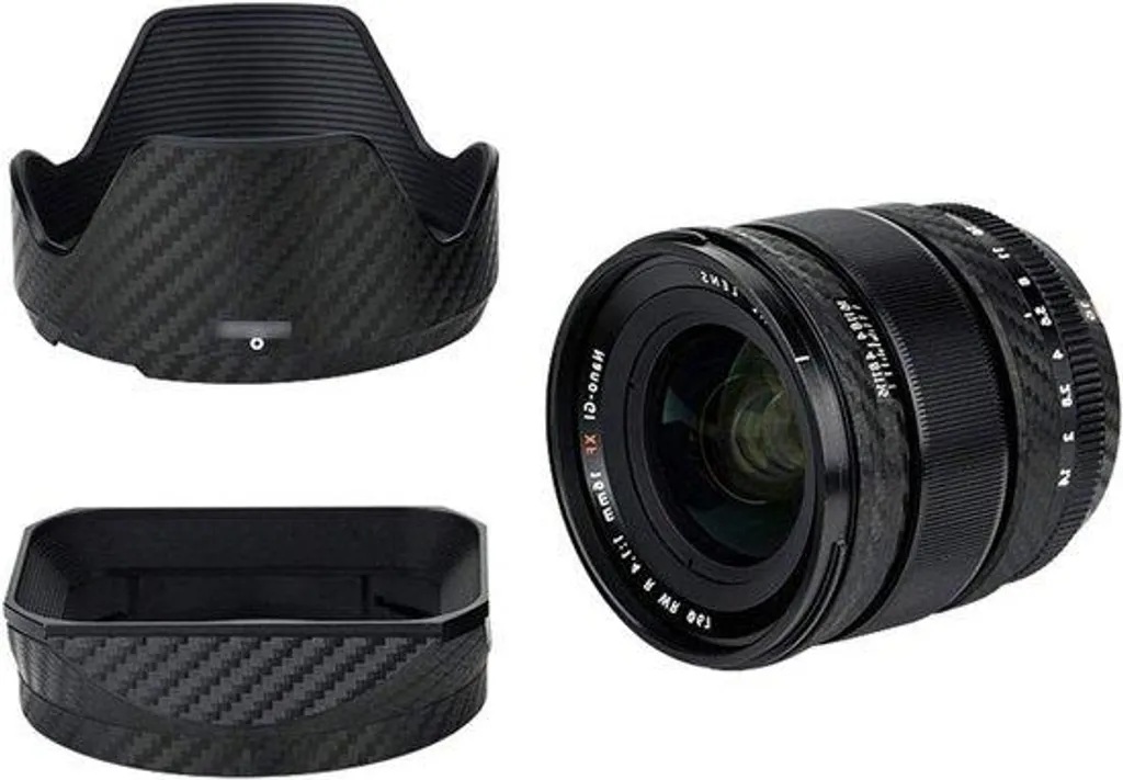 Évitez les rayures sur l'objectif 16 mm f/1,4 R WR avec ce Skin noir