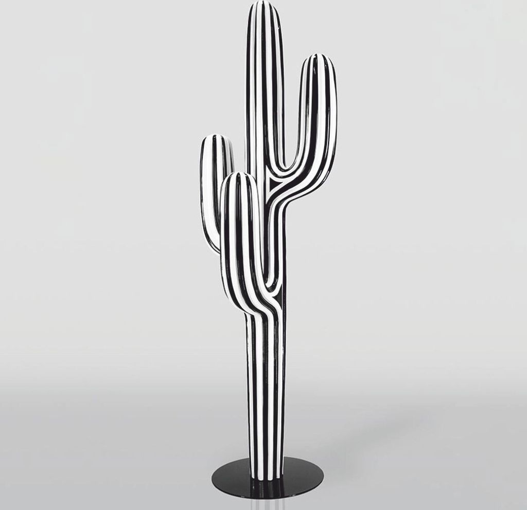 Casa Padrino XXL Deko Kaktus Weiß / Schwarz H. 195 cm - Garten Dekoration