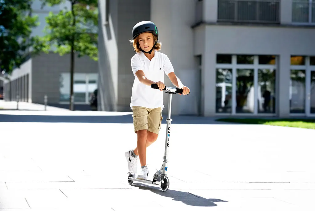 Trottinette Pliable Micro Sprite LED Argent Idéale pour le Collège