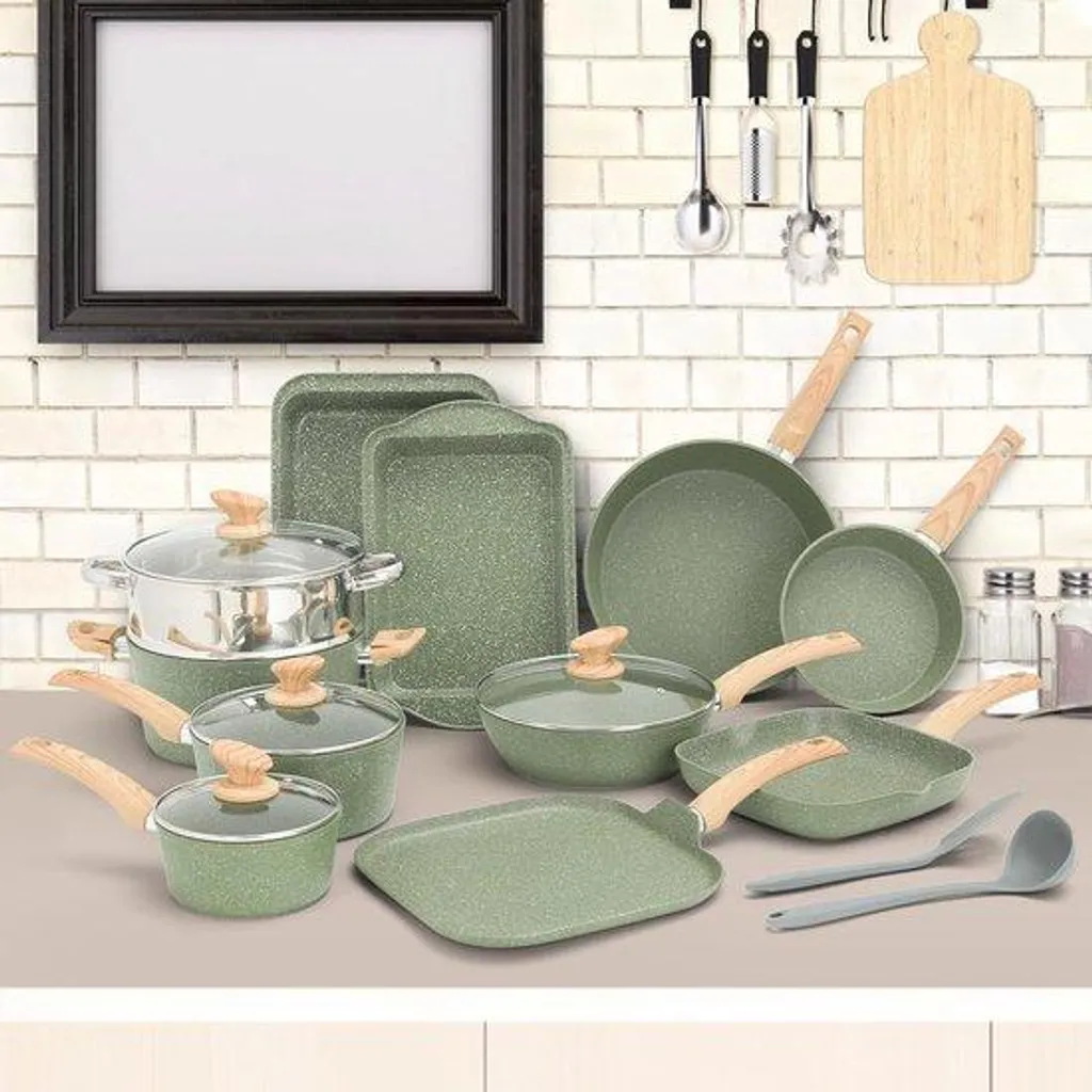 Batterie de cuisine complète 17 pièces idéale pour famille nombreuse