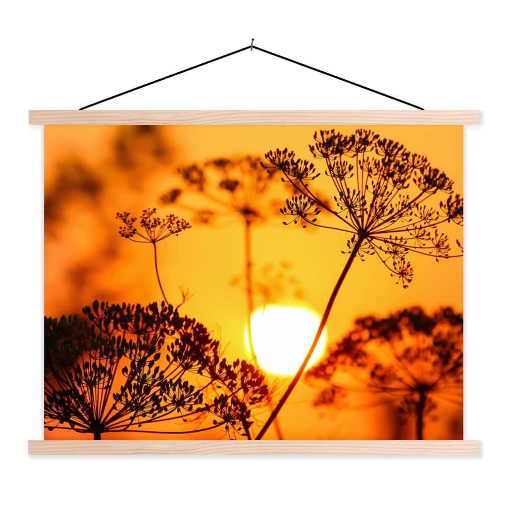 MuchoWow Textilposter Pflanzen - Blumen - Sonnenuntergang - Orange 120x90 cm mit holzfarbenen Rahmen - Magnetisch