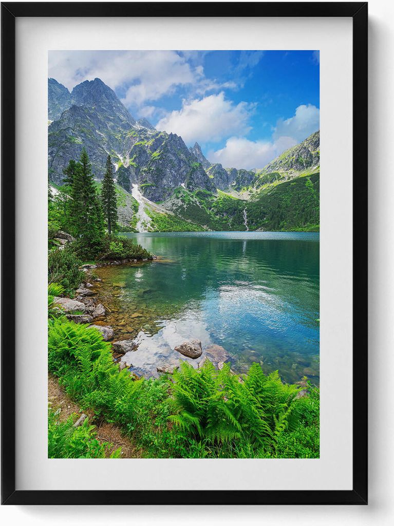 Bewaldete Berglandschaft– Wandbild mit Rahmen – Gerahmtes Bild – Wanddekoration – 50x70 cm – Schwarz Rahmen