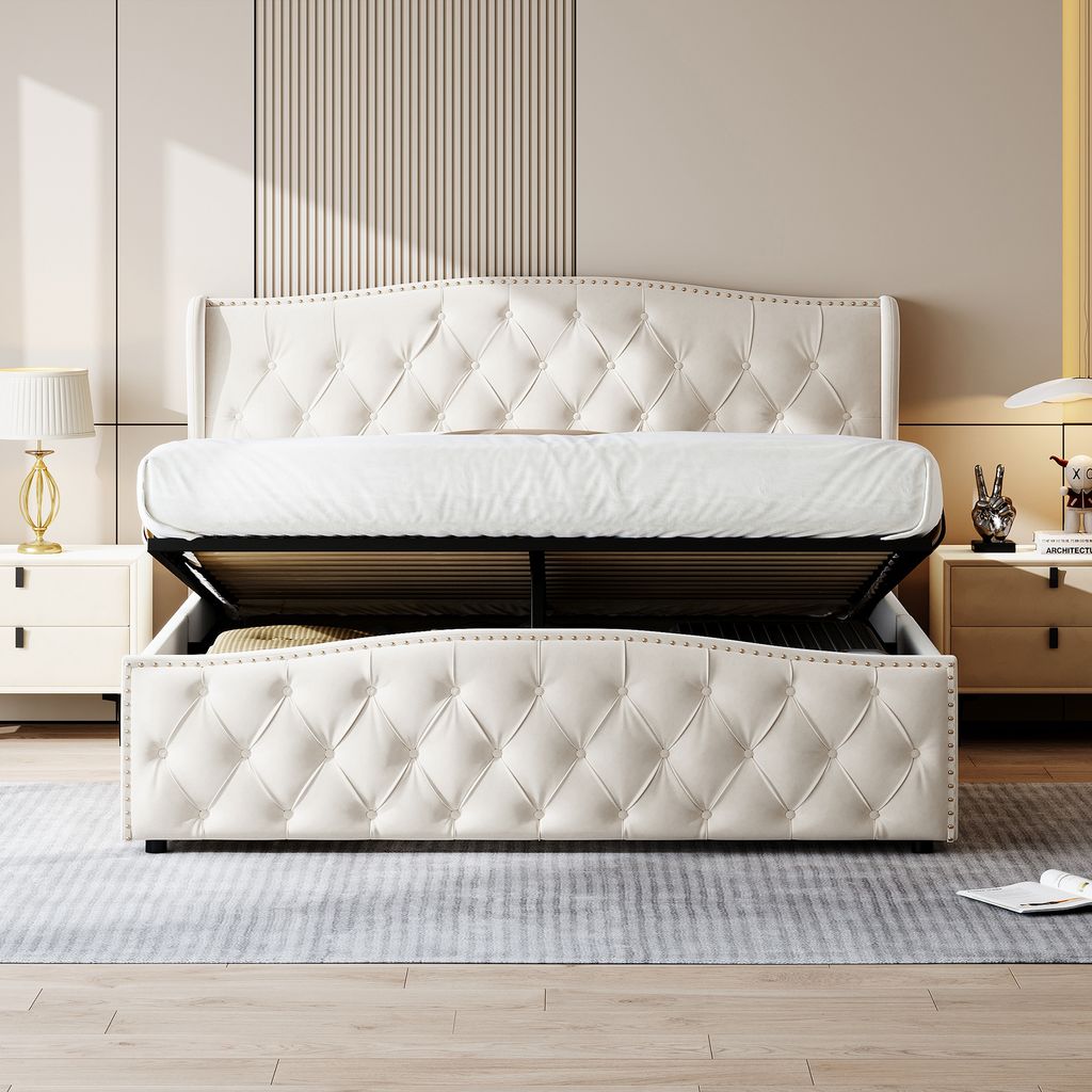 160x200 cm großes Stauraumbett, gepolstertes Bett mit Lattenrost, geschwungenem Kopfteil, Nietendesign, Samt, beige