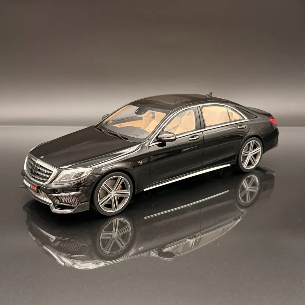 Modèle Réduit Brabus Rocket 900 1:18 GT Spirit pour Vitrine de Luxe