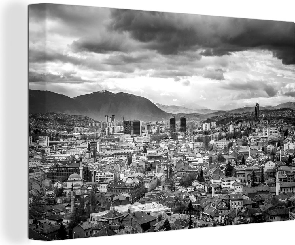 MuchoWow - Leinwandbilder - Wolkendecke über Sarajevo Bosnien und Herzegowina - schwarz und weiß, Wandbild, Wanddeko Bilder Wohnzimmer, 30x20 cm