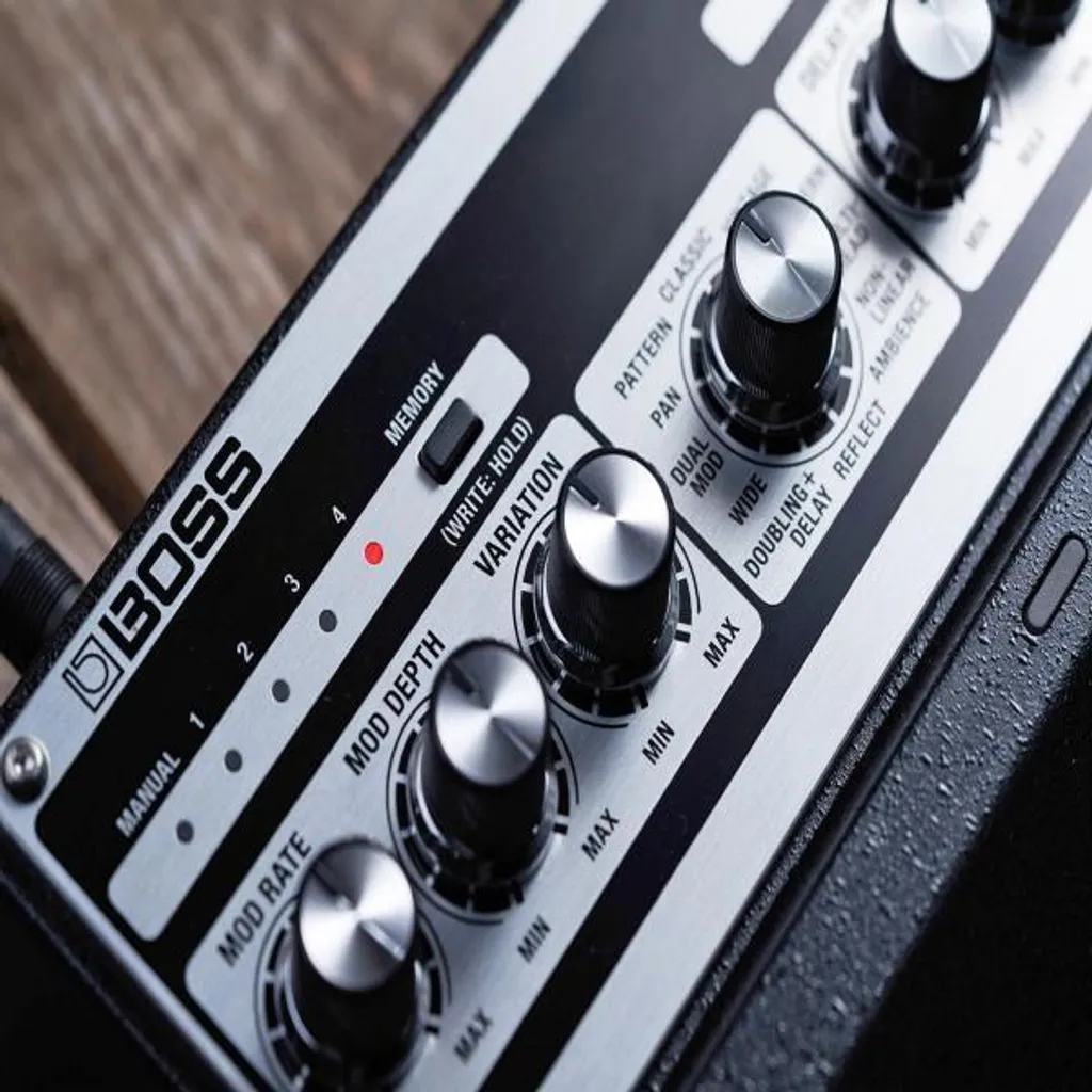 Effet Boss DM-101 Delay Machine : Création Sonore et Écho Vintage Pro - 8