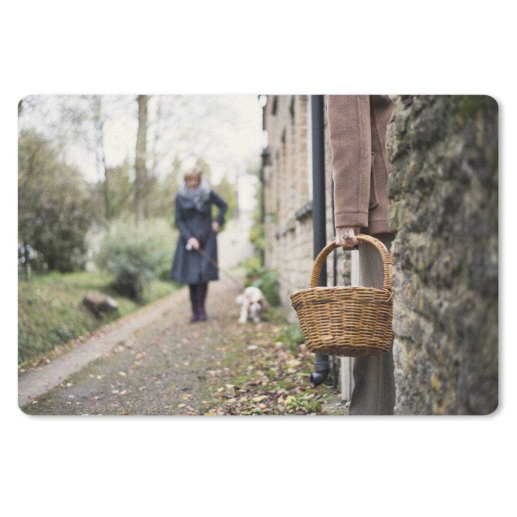 MuchoWow Mauspad Mousepad Frau - Hund - Korb - Herbst 27x18 cm - Mousepads - Maus Mat - Pad - Mausunterlage - Büroartikel - Desk Matten