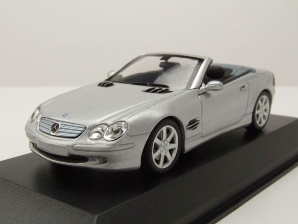 Maxichamps 940031030 Mercedes SL R230 Cabrio 2001 silber Produktbild 