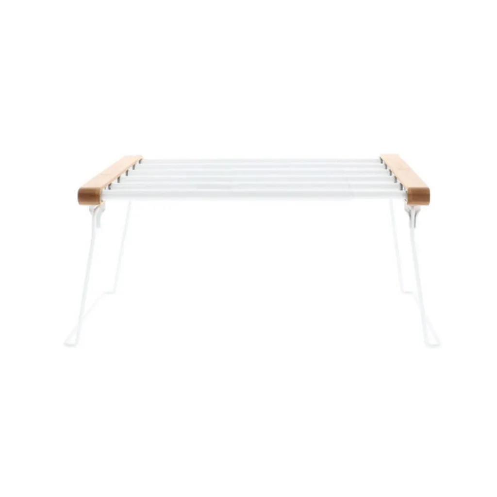 Gagner de la place avec cette étagère fine 20cm bois et acier blanc