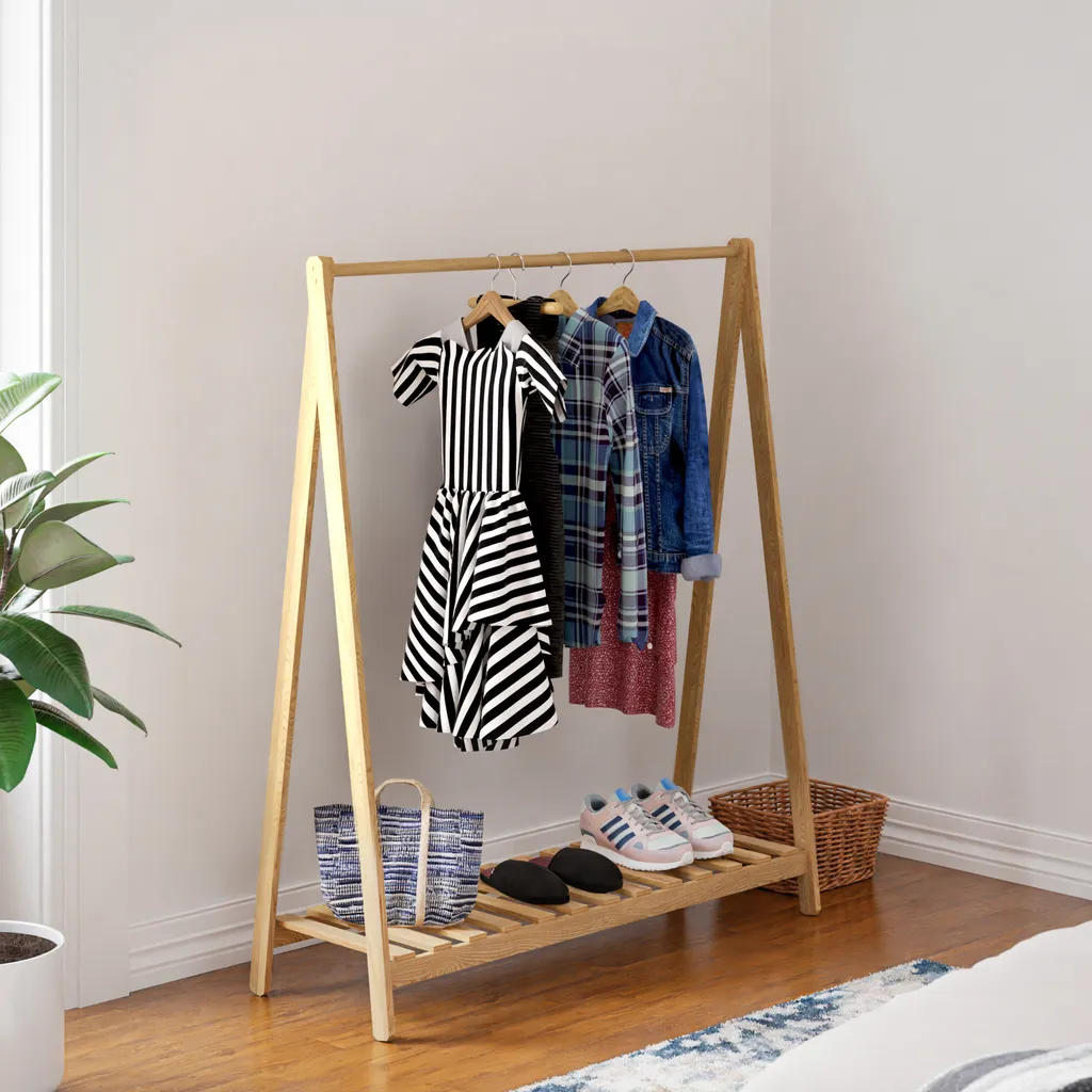 Petit portant vêtements Ledøje gain de place en bois avec étagère pin