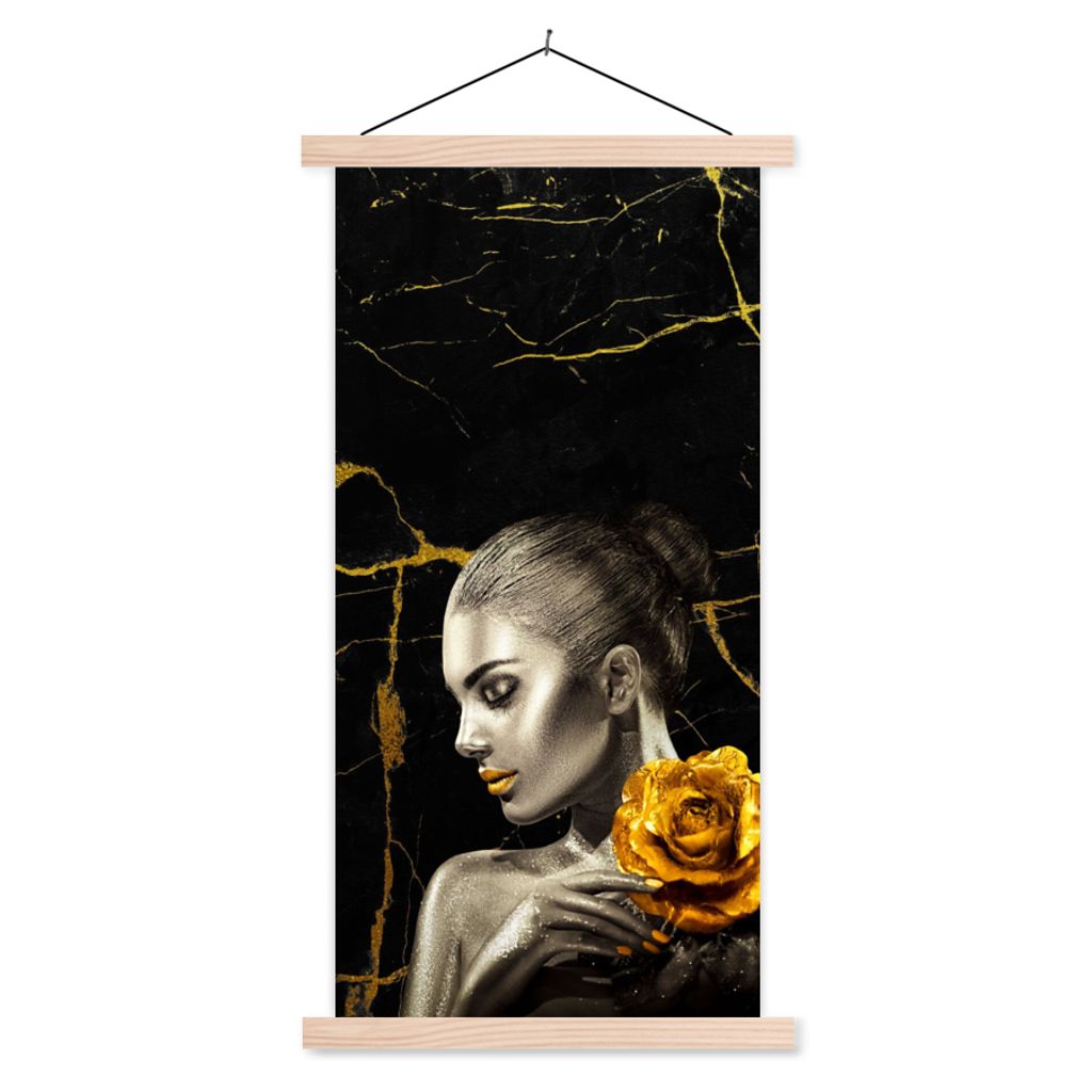MuchoWow Textilposter Frauen - Rosen - Gold - Marmor 40x80 cm mit holzfarbenen Rahmen - Wohnzimmer