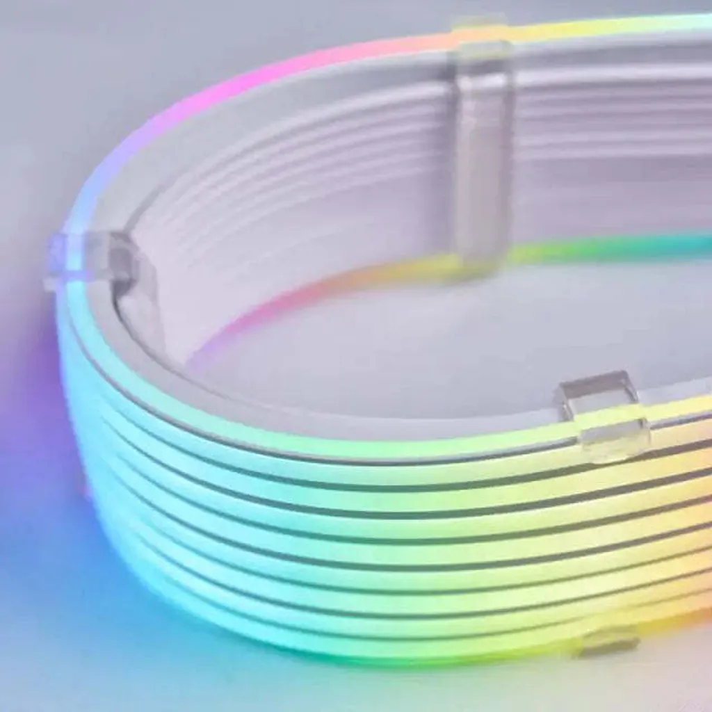 Lian Li Strimer Plus V2 12VHPWR 16-pin RGB: Estensione PCIe 32cm Premium