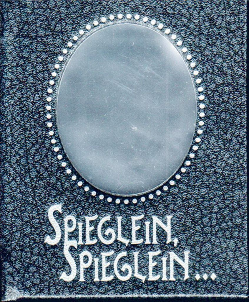 Spieglein, Spieglein ...: Fotografische Selbstporträts von Angelika Martha Himburg, Text von Monika Heinrich (Bildbände im Miniaturbuchverlag)