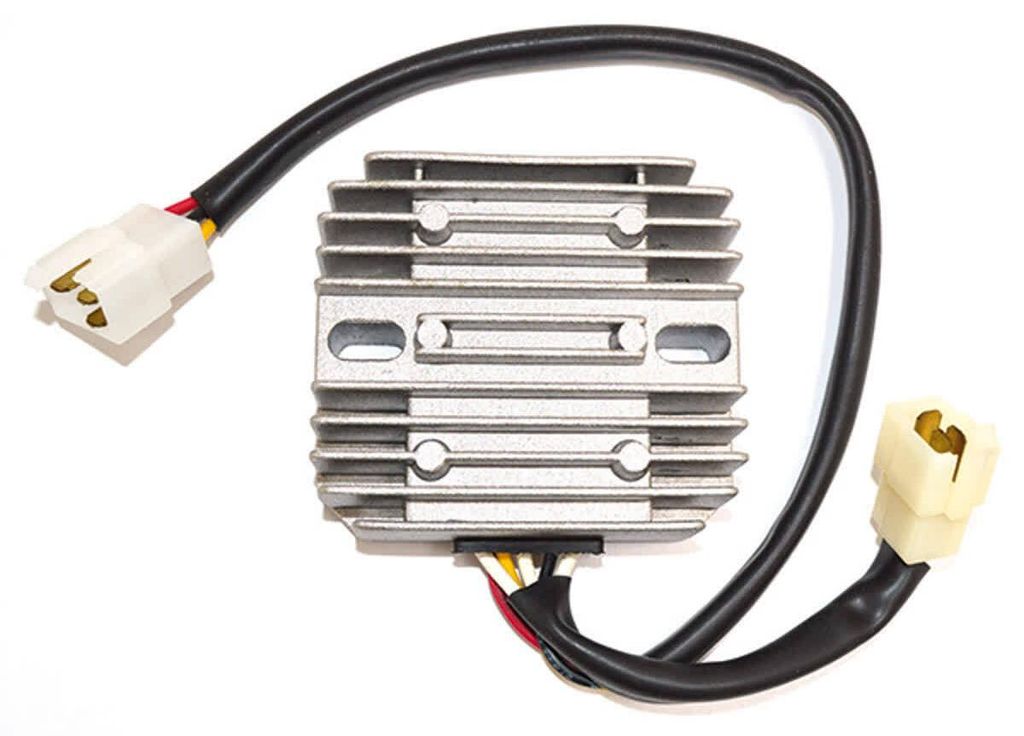 DZE Dreiphasen-12V-Spannungsregler für YAMAHA