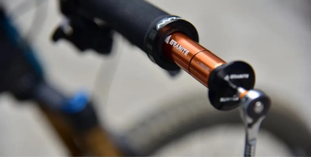 Solution crevaison vélo : Granite Design Stash Kit Marron Intégré - 4