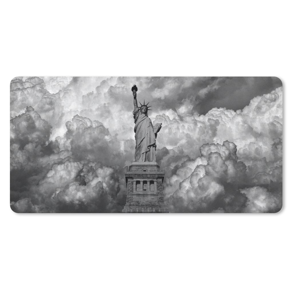 MuchoWow Mauspad Mousepad Freiheitsstatue in New York an einem bewölkten Tag in schwarz-weiß 60x30 cm - Mousepads - Maus Mat - Pad - Mausunterl...