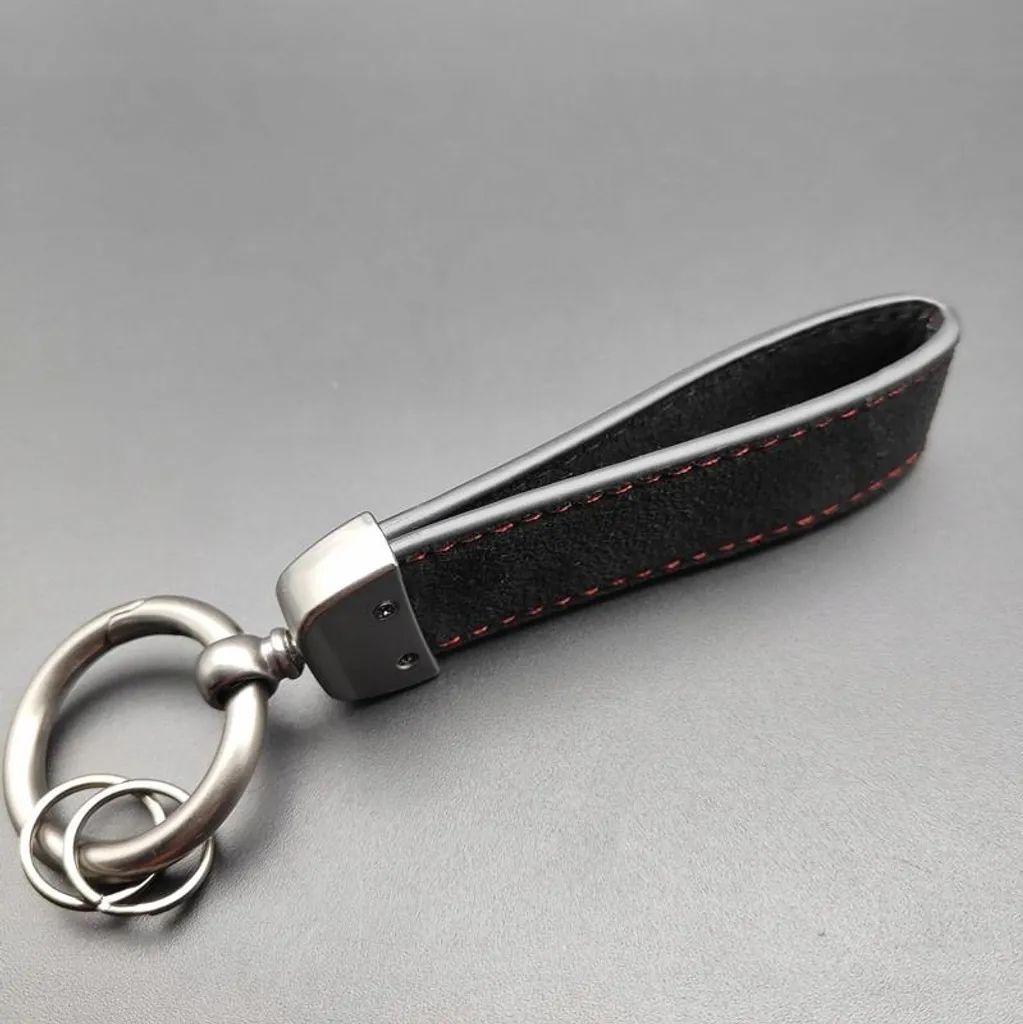 Portachiavi Aston Martin Elegance - Pelle Nera e Logo Argento Originale - 4