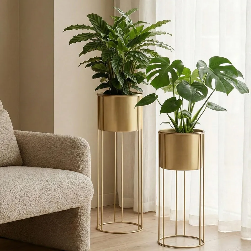 Supports à fleurs dorés OSMOS : Stable et élégant pour vos centres de table - 3