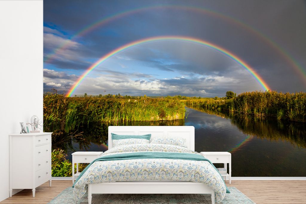MuchoWow Fototapete für Wohnzimmer oder Schlafzimmer Wandtapete Vinyl Motivtapete Regenbogen über dem Fluss - 420x280 cm - Zimmer für Kinder