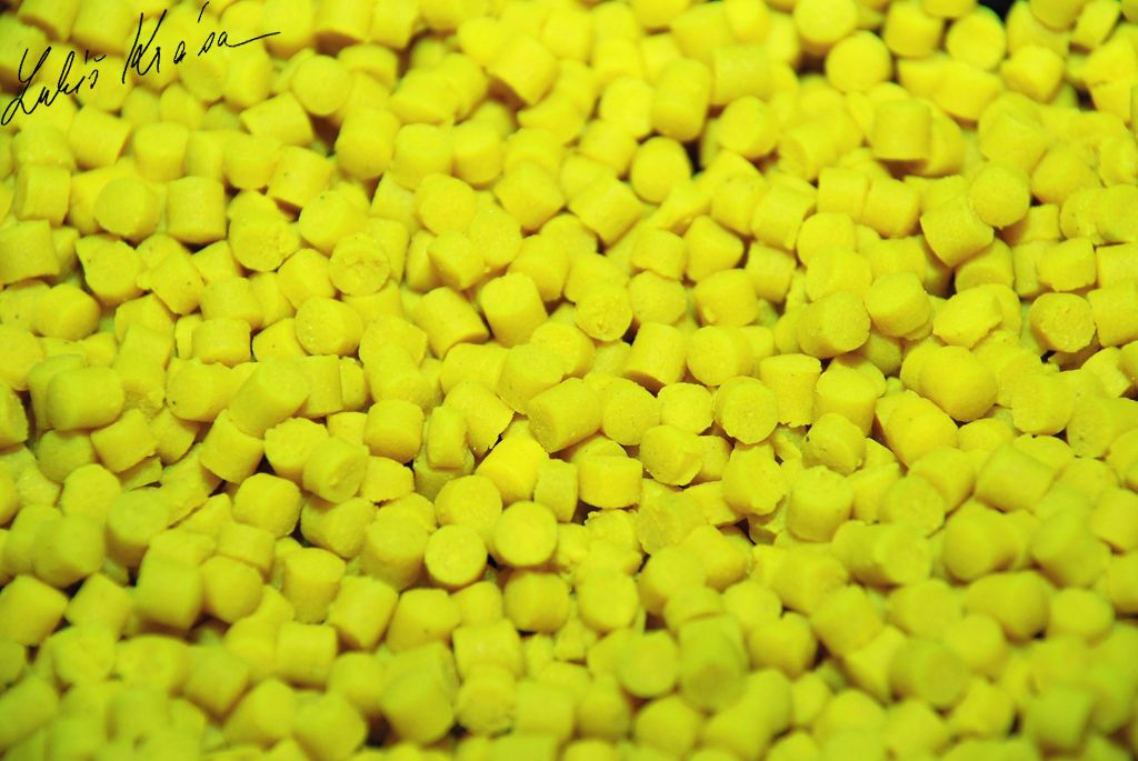 LK Baits peletky Fluoro Pellets Pineapple/N-Butyric 1kg Obrázek produktu 
