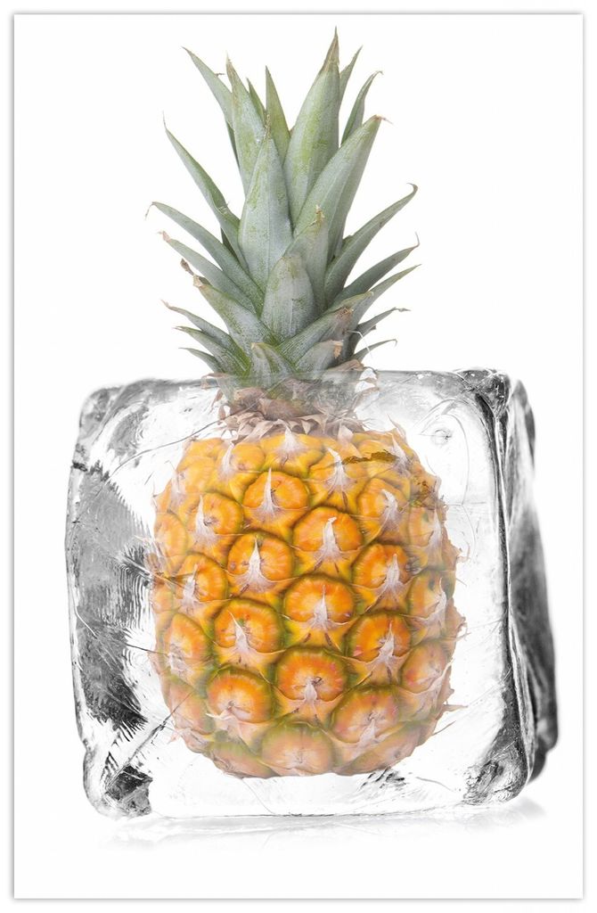 Wallario Premium Teppich, Größe 90 x 140 cm, Ananas in Eiswürfel - Eiskaltes Obst