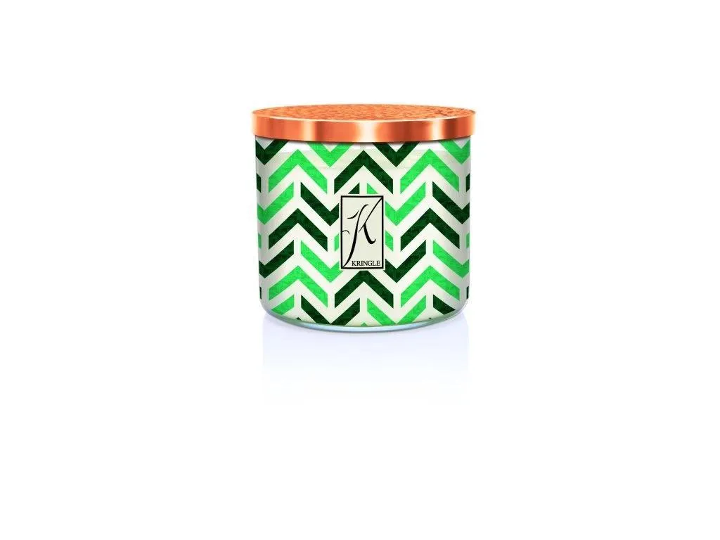 Bourbon Bonfire Kringle Candle: Un Viaggio Sensoriale tra i Boschi
