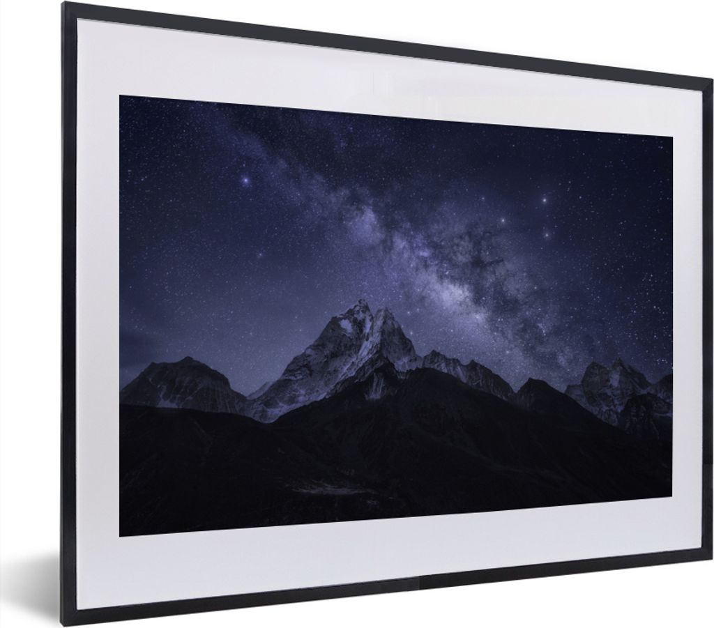 MuchoWow MuchoWow Gerahmtes Poster Eine beeindruckende Milchstraße in der Nacht sichtbar 40x30 cm - Poster mit zchwarzem Bilderrahmen - Bilder...