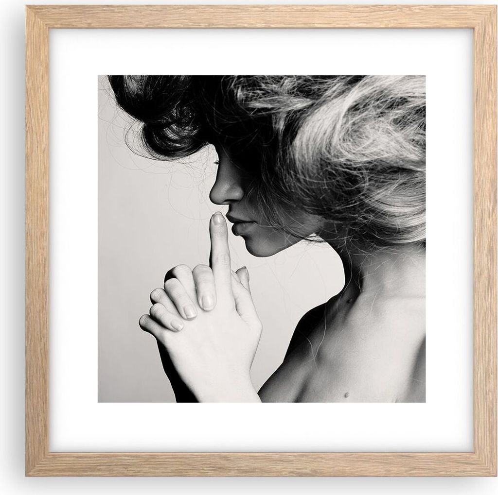 Gerahmtes Poster - Rahmen in heller Eiche - Frau Modell - 30x30 cm - Wand Bild - Wanddeko - Wandbilder - Kunstposter - Wandposter - Bilderrahmen - ...