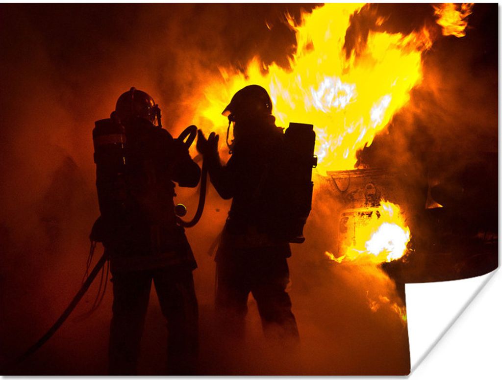 MuchoWow Poster Silhouetten von Feuerwehrleuten 160x120 cm - Foto Plakat