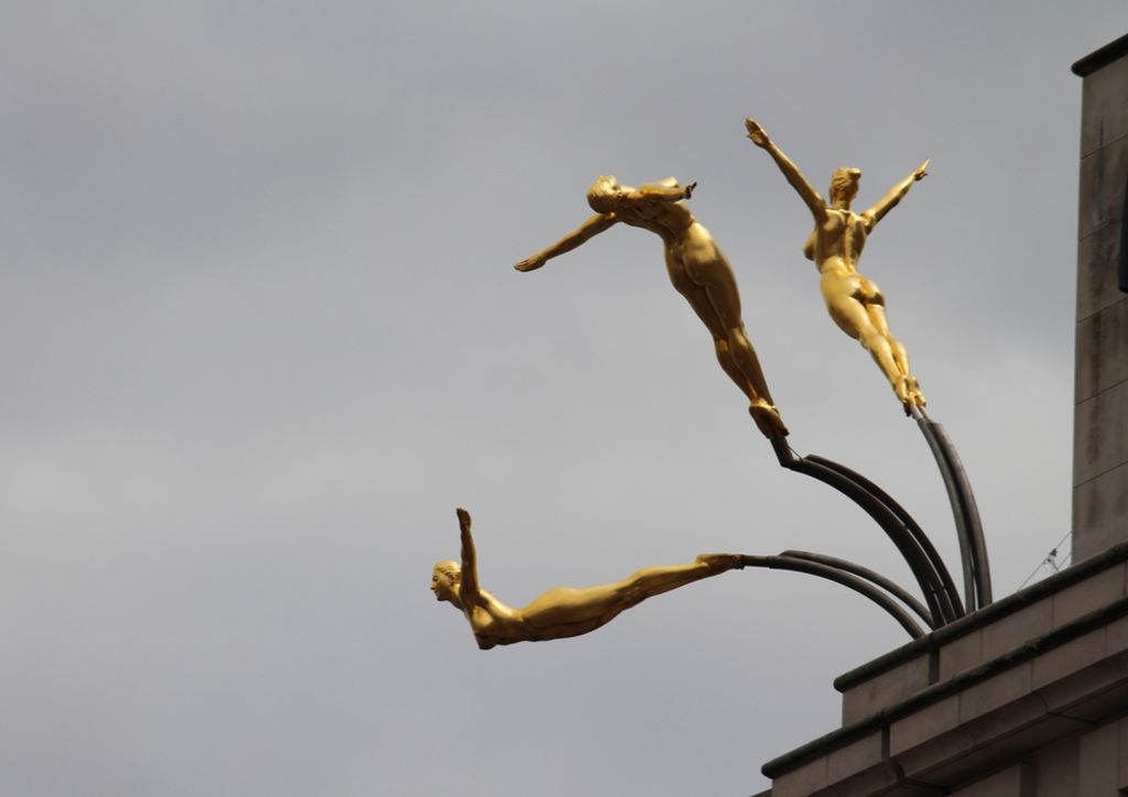 hansepuzzle 55032 - Goldene Statue Puzzle, 260 Teile, Hintergründe, 41,0 x 28,0cm mit hochwertiger Aufbewahrung, Kartonbox & Beutel