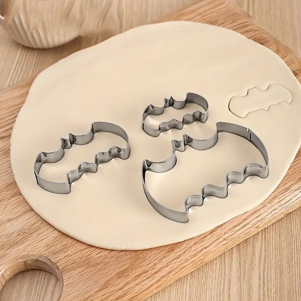 Wilton Mad Scientist - Set 3 Stampini Per Biscotti In Metallo A Tema Scienziato Pazzo, Formato 7,6 Cm - 2