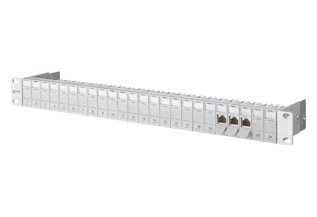 Panneau de raccordement BTR NETCOM 130920-E pour installation réseau IT