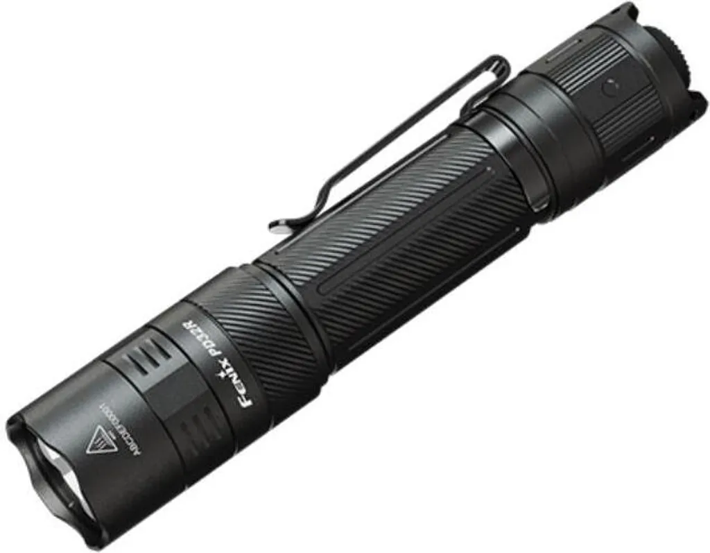 Fenix PD32R Lampe Compacte Rechargeable en Aluminium avec Mode Strobe