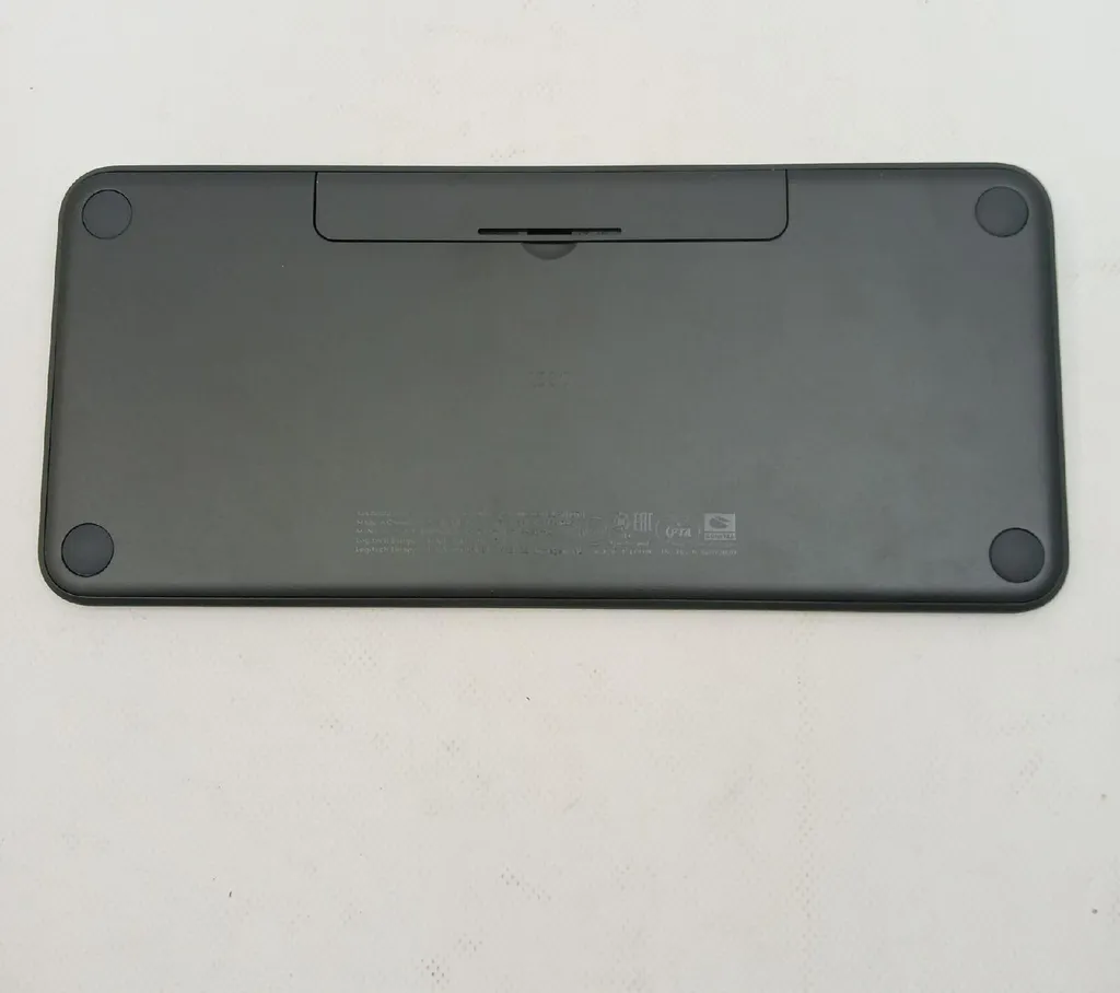 Clavier sans fil Logitech K380 Noir : Solution Multi-Device AZERTY - 9