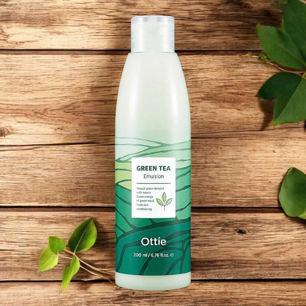 Émulsion visage au thé vert OTTIE - Hydratation légère peaux mixtes