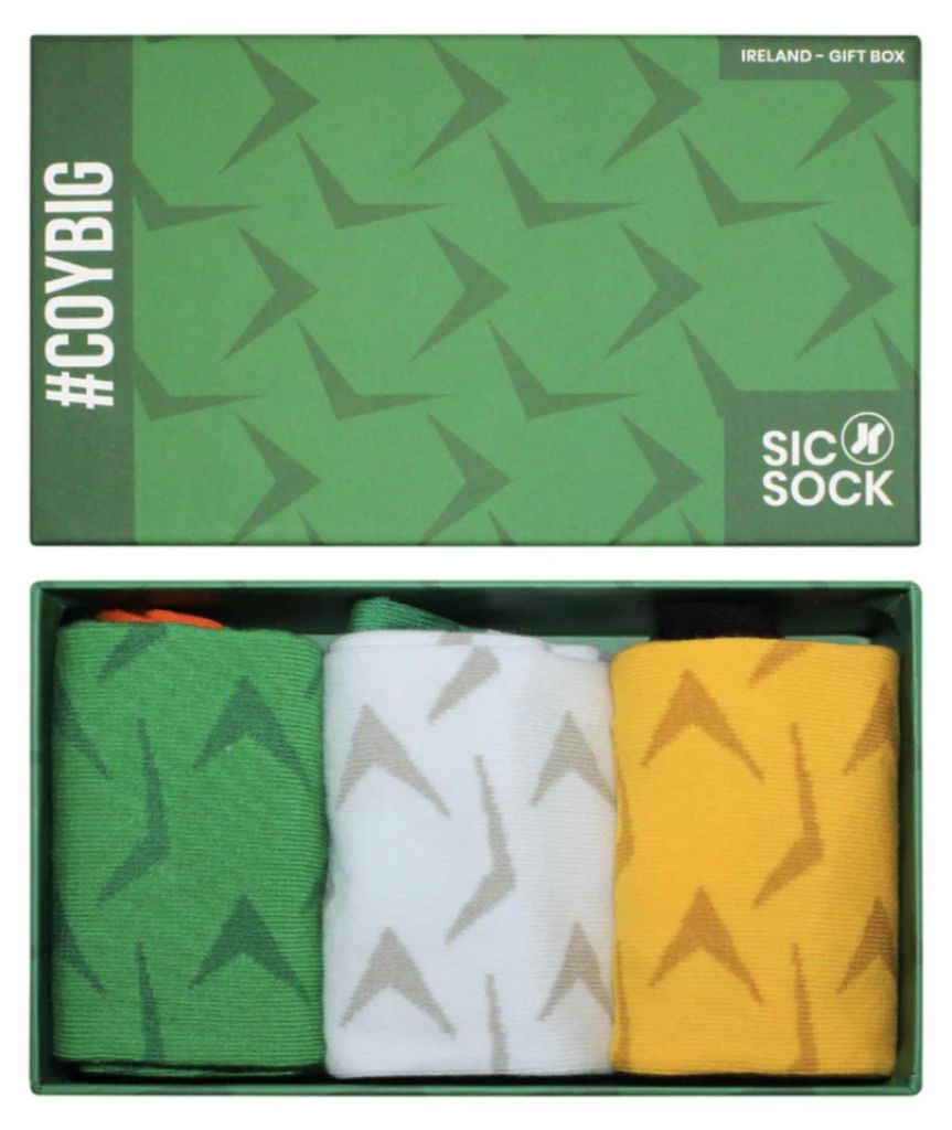 SicSock Retro Socken Geschenkbox - Fußball - Premium Baumwolle - Größe 41-45