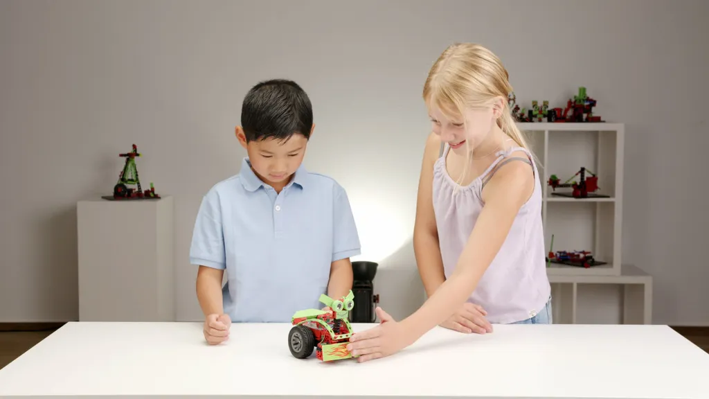 Boîte d'expérimentation Smart Robots Pro pour apprendre le codage