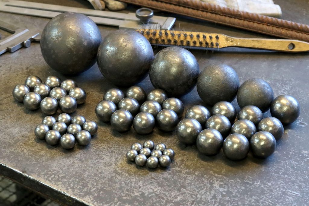 Fenau | Halbhohlkugel 30 mm | glatt | Stahl S235JR, roh Fenau | Halbhohlkugel 30 mm | glatt | Stahl S235JR, roh